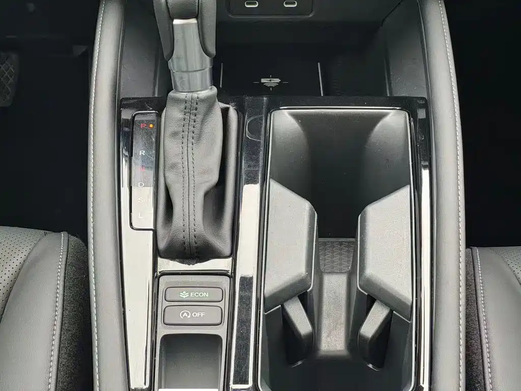 Honda Inspire 2023 260TURBO