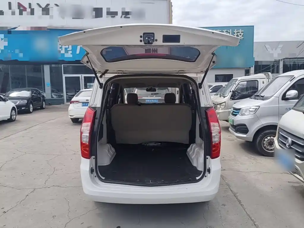 Wuling Hongguang — миниатюра 19