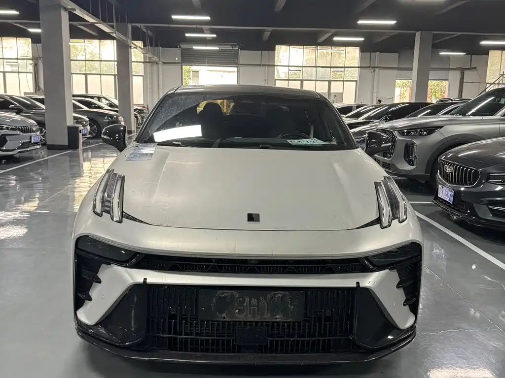 Lynk & Co 03 — миниатюра 2