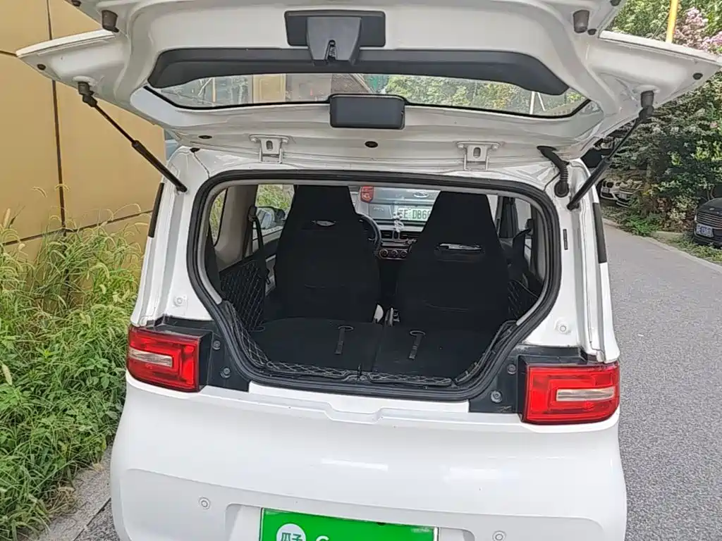 Wuling MINIEV — миниатюра 19