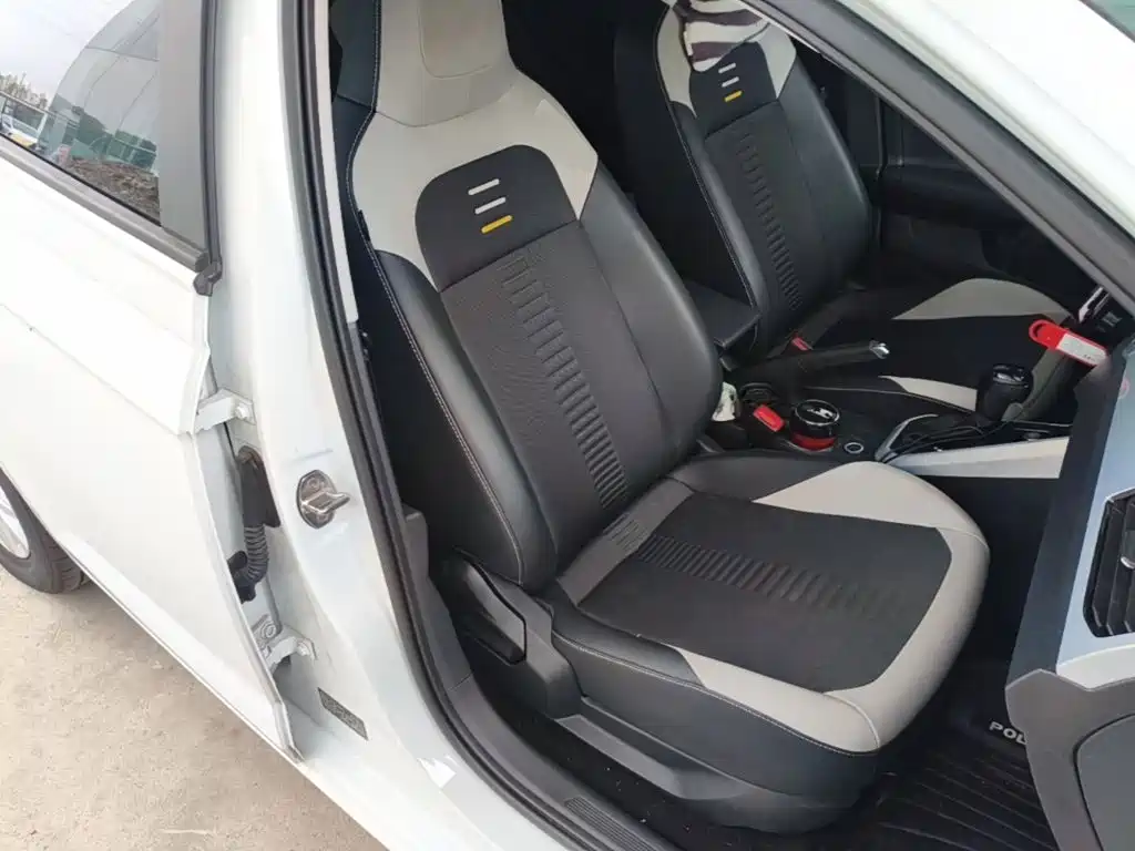 Volkswagen Polo — миниатюра 25