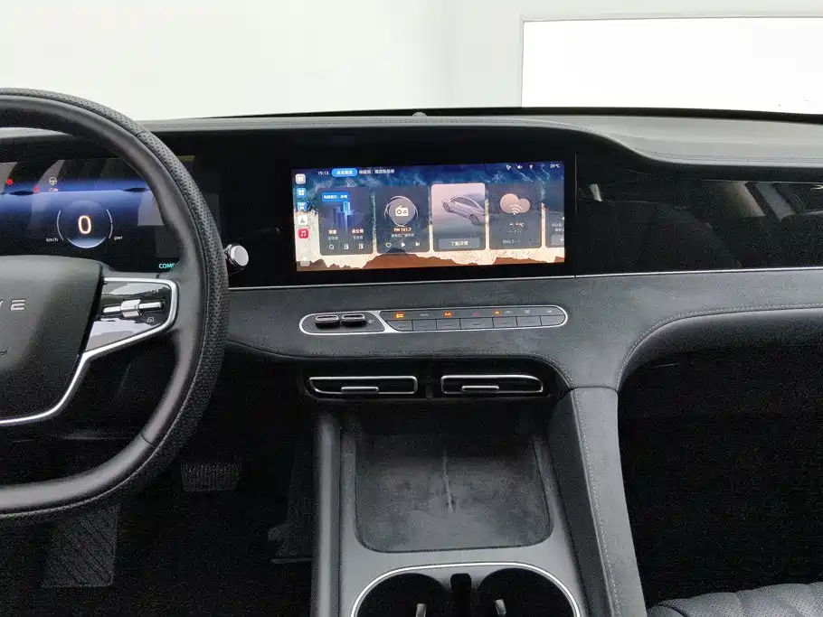 Roewe D7 — миниатюра 13