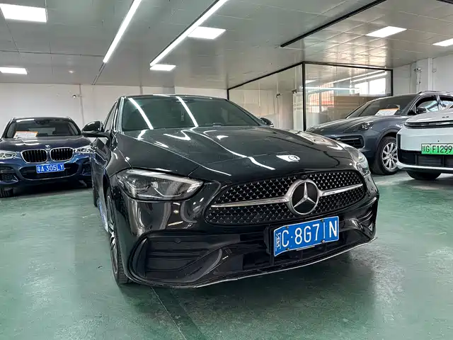 MERCEDES BENZ C CLASS