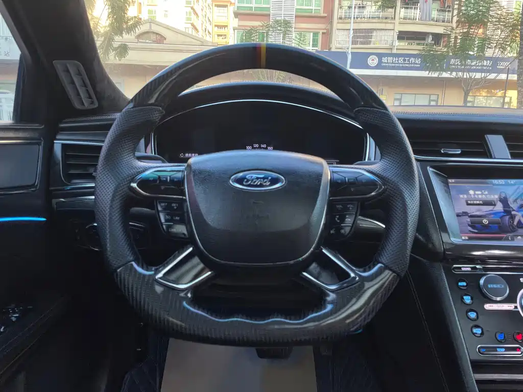 Ford Taurus — миниатюра 14