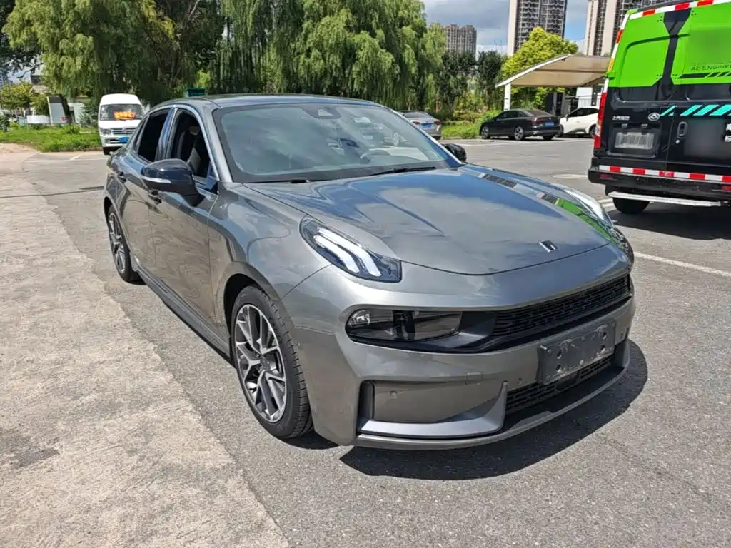 Lynk & Co 03 — миниатюра 4