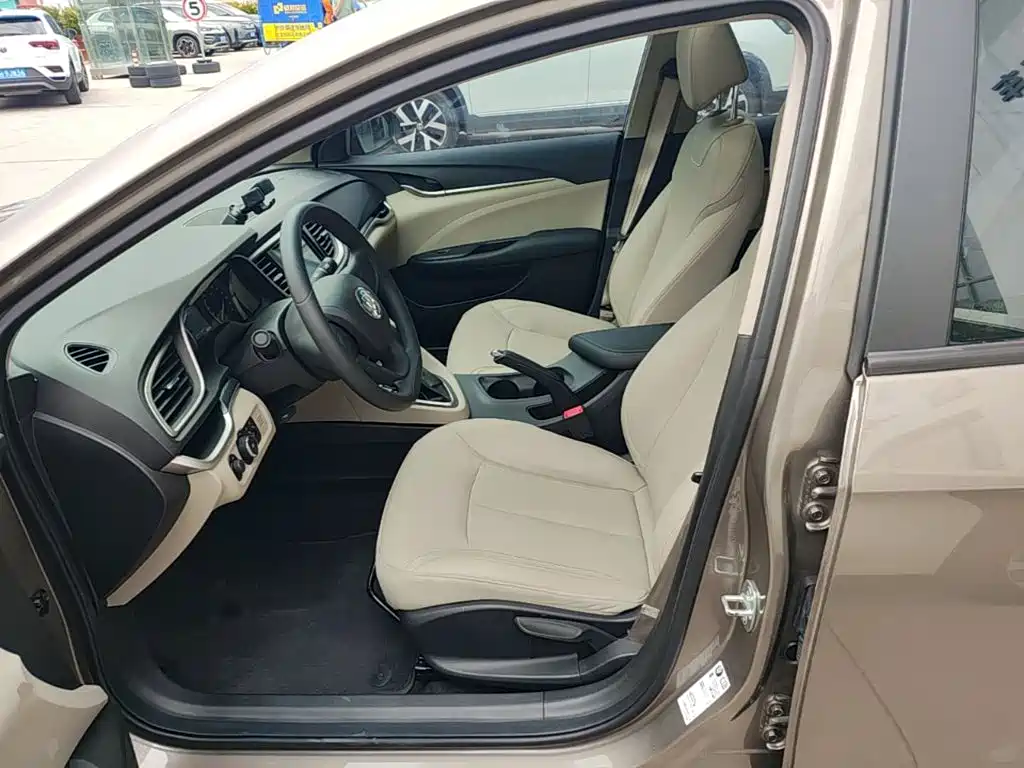 Buick Excelle — миниатюра 15
