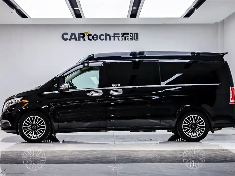 MERCEDES-BENZ V CLASS