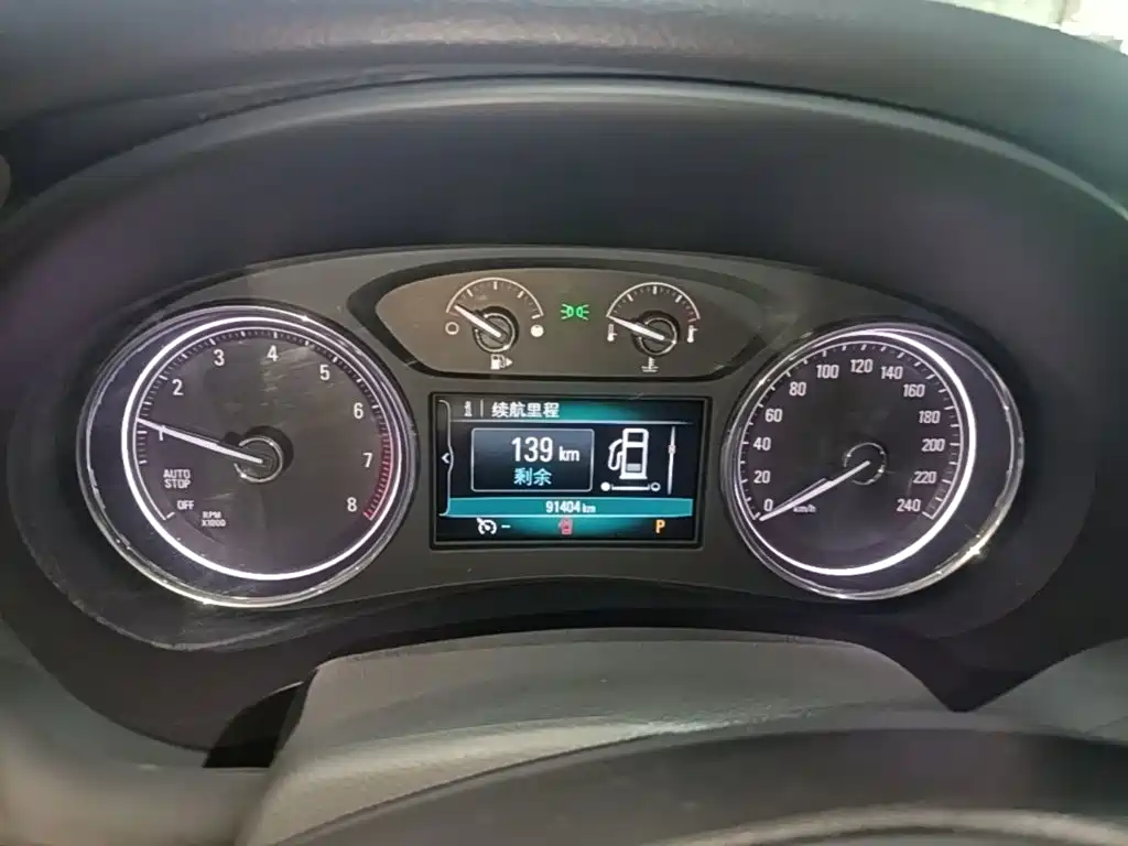 Buick LaCrosse — миниатюра 12