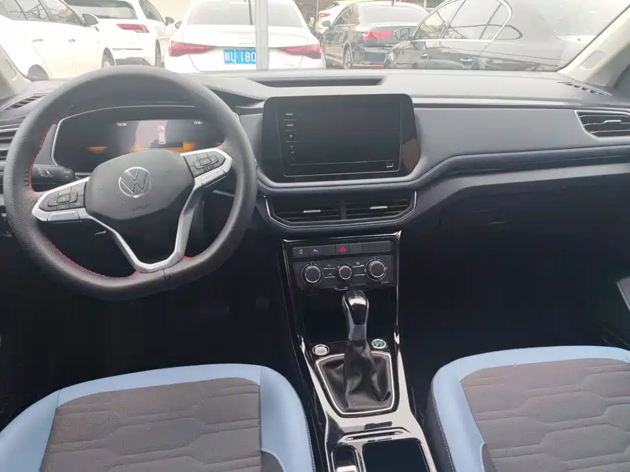 Volkswagen Tharu — миниатюра 12