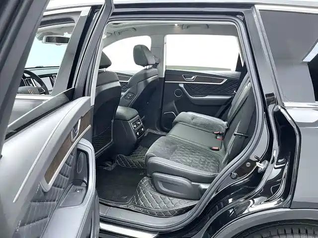 Hongqi Hongqi HS7 — миниатюра 12