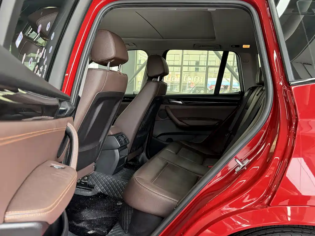 BMW X3 (Import) — миниатюра 11