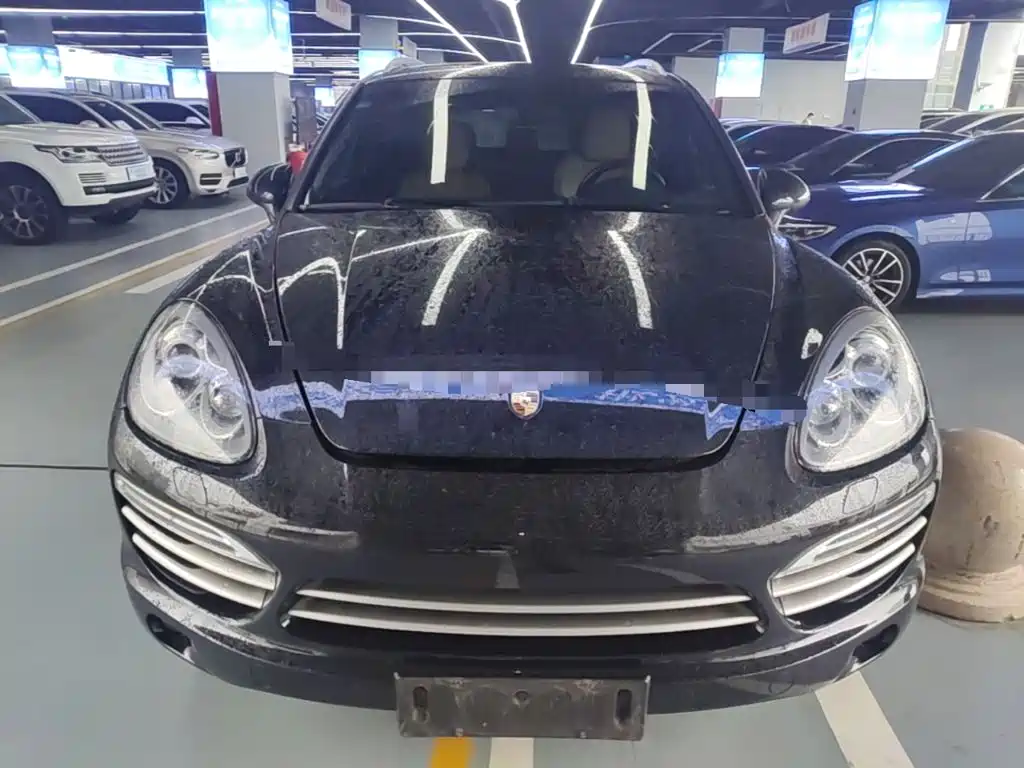Porsche Cayenne — миниатюра 3