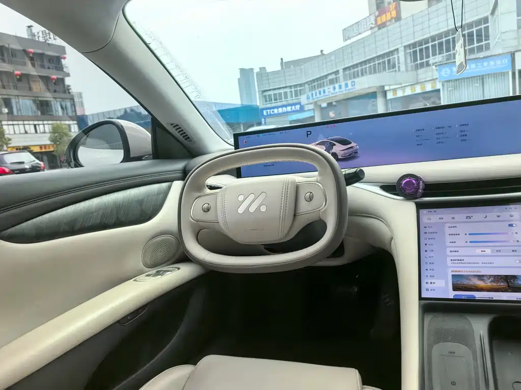 ZHIJI AUTOMOBILE ZHIJI L6