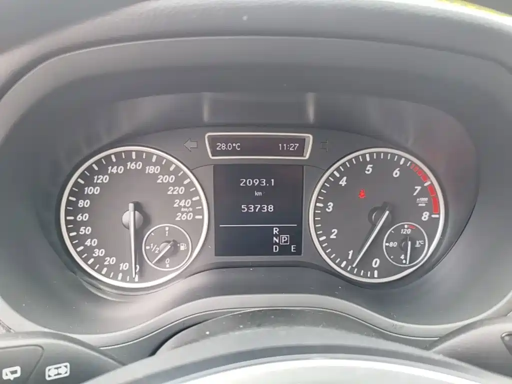 Mercedes-Benz B-Class — миниатюра 12