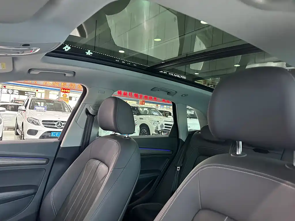 Audi Q5L — миниатюра 6