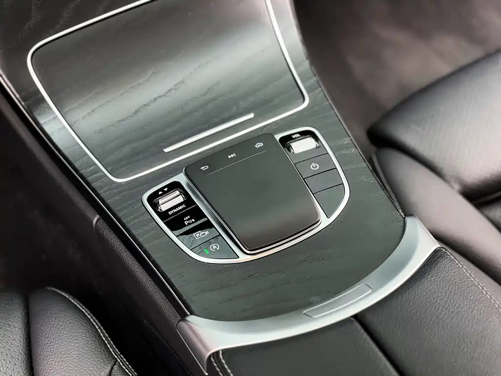 Mercedes-Benz C-Class — миниатюра 19