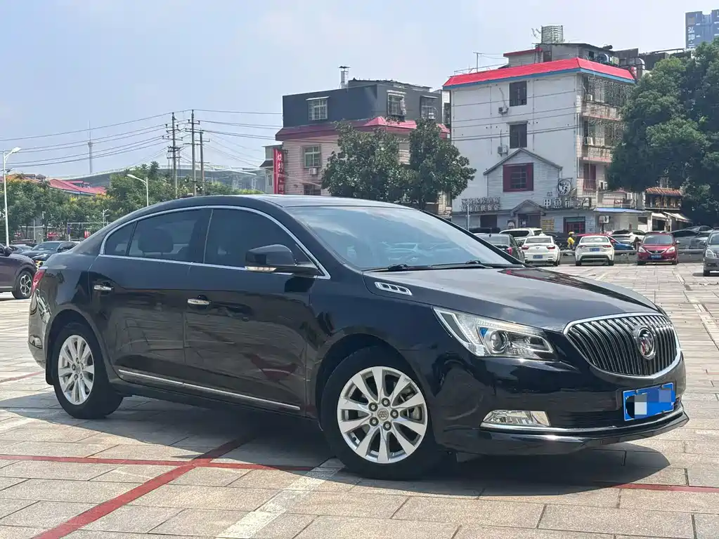 Buick LaCrosse — миниатюра 4