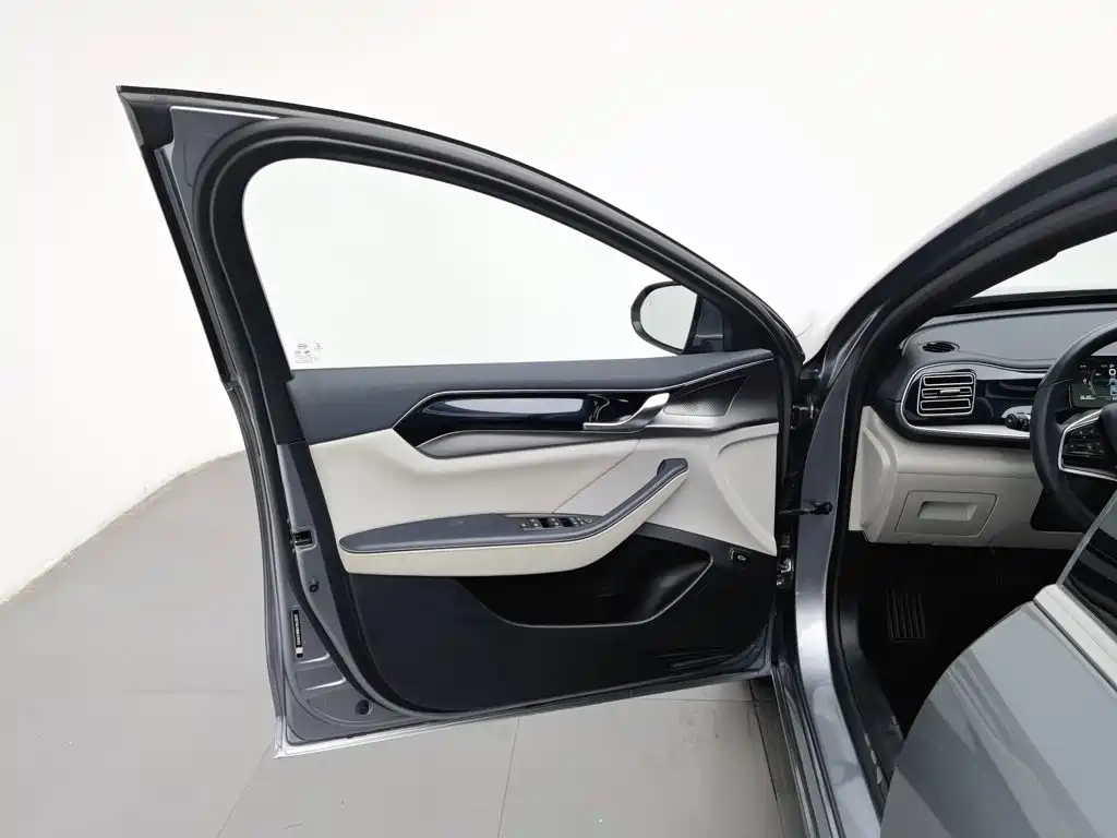 BYD Qin PLUS — миниатюра 8