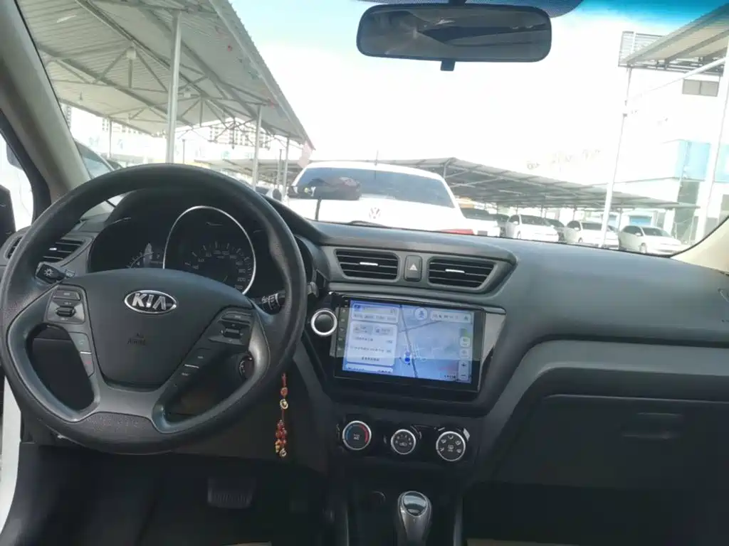 Kia K2 — миниатюра 10