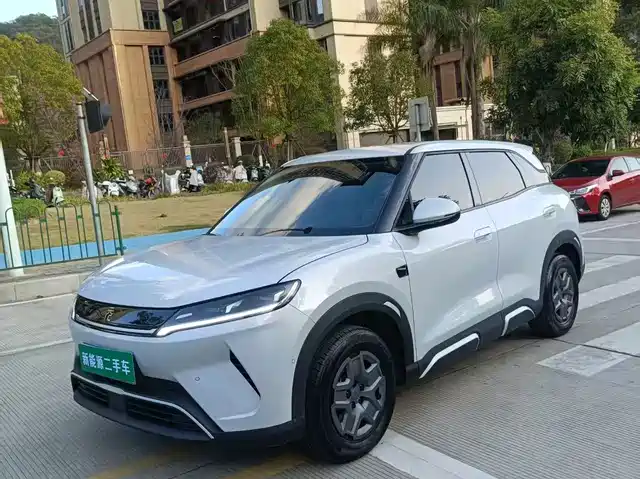 BYD Yuan UP