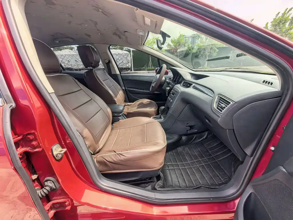 Peugeot 308 — миниатюра 8