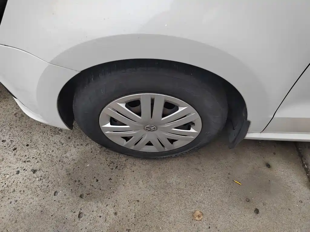 Volkswagen Polo — миниатюра 25