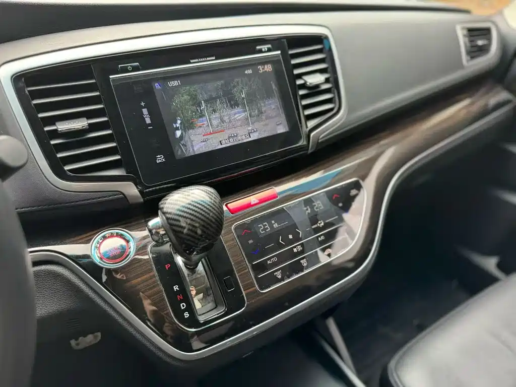Honda Odyssey — миниатюра 7