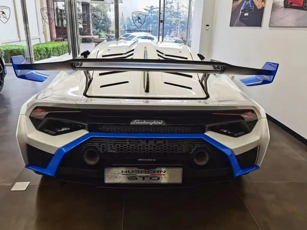 Lamborghini Huracán — миниатюра 5