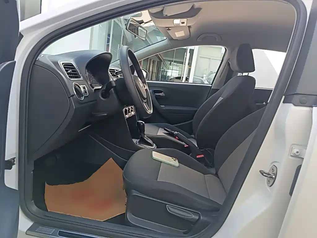 Volkswagen Polo — миниатюра 15