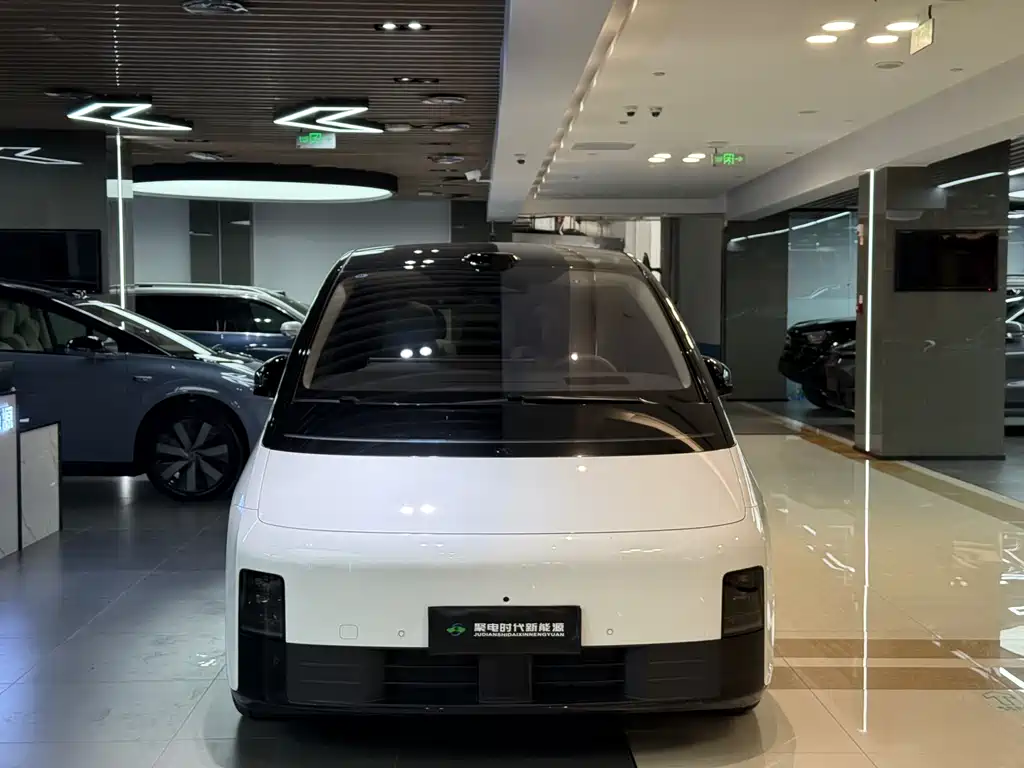 Li Auto MEGA 2025 Ultra