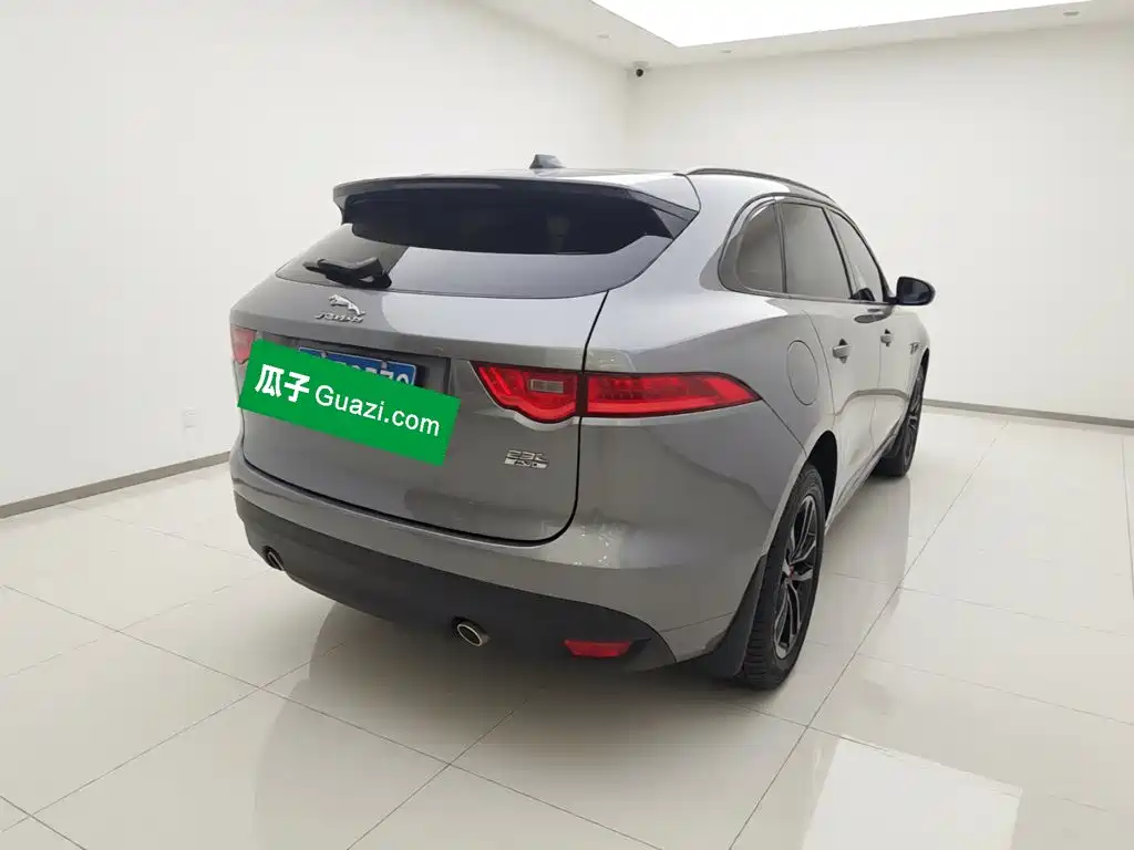 Jaguar F-PACE — миниатюра 4