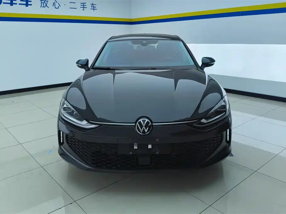 VOLKSWAGEN LINGDU