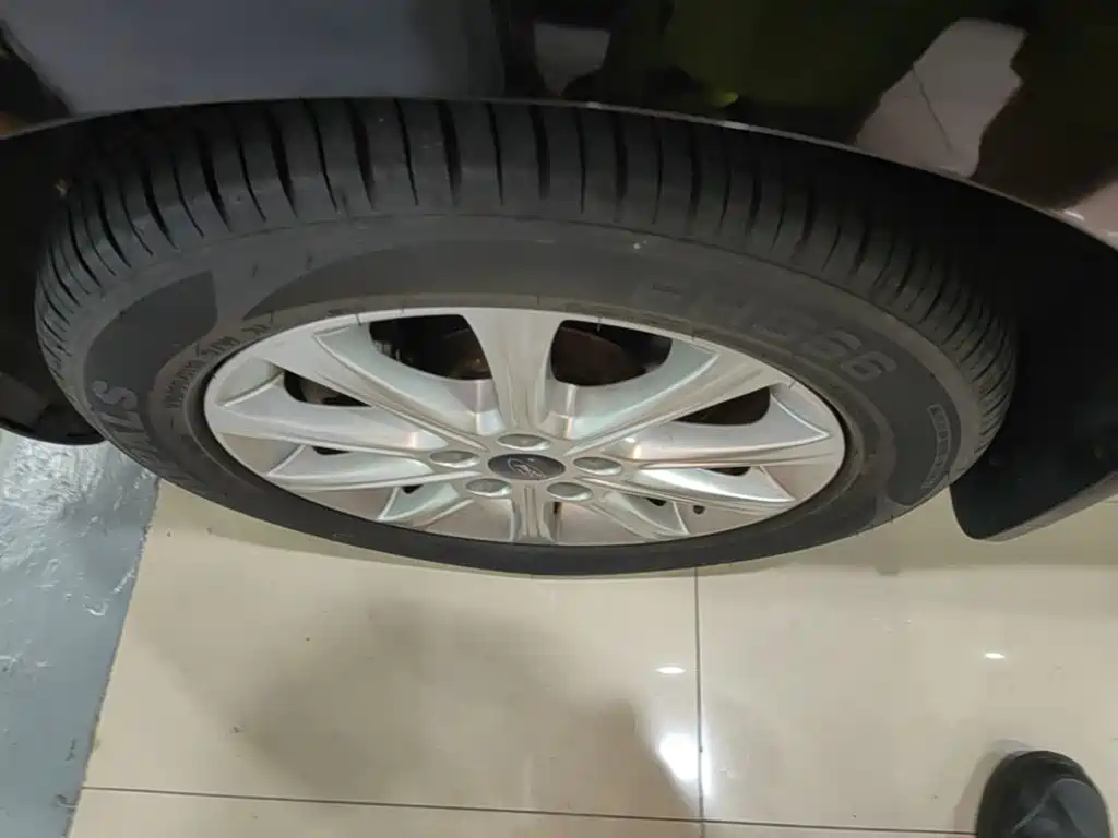 Ford Mondeo — миниатюра 23