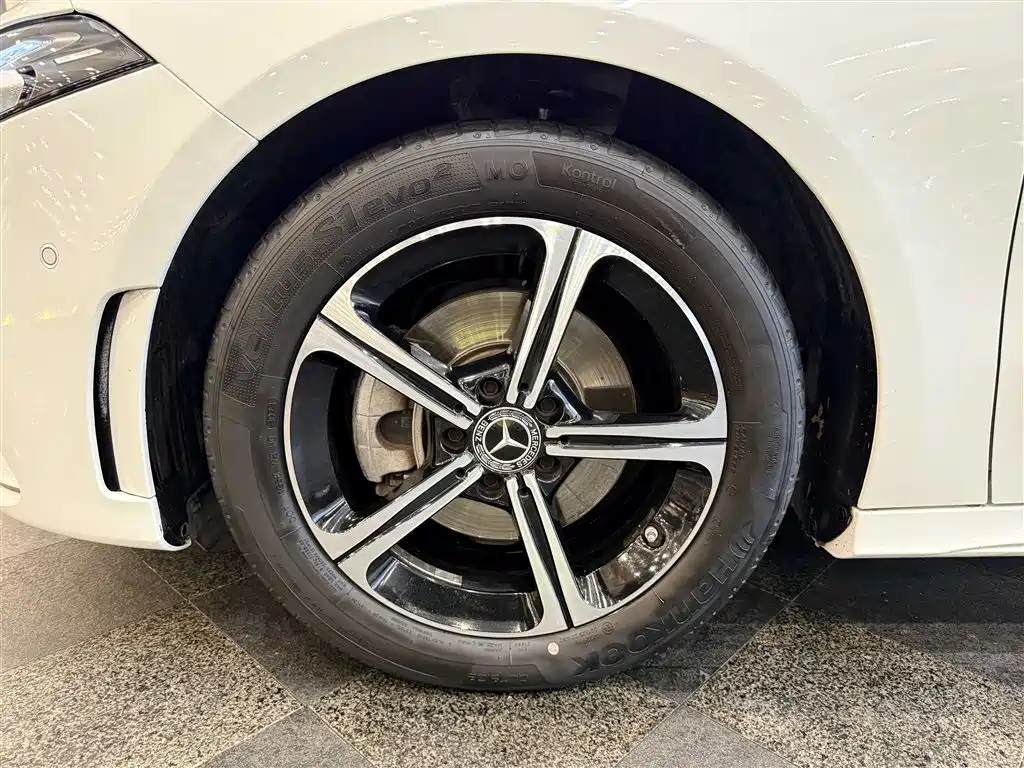 Mercedes-Benz A-Class — миниатюра 15