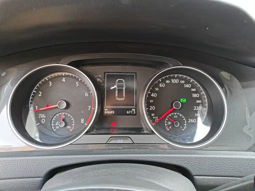 Volkswagen Golf — миниатюра 12