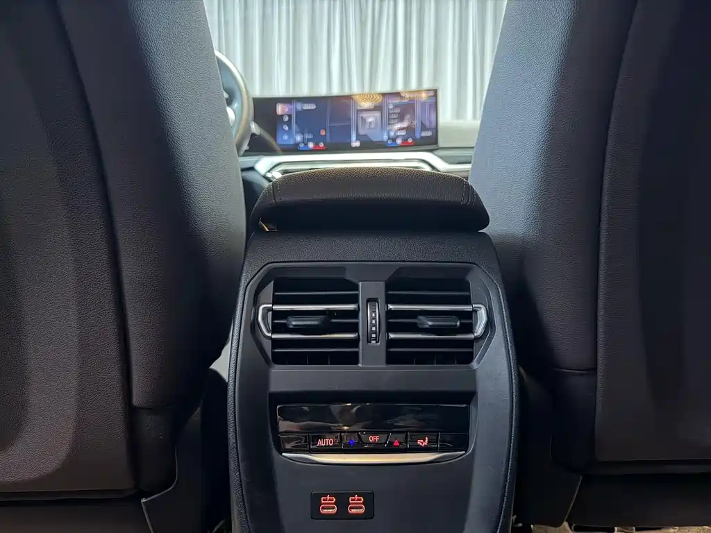 BMW 3 Series — миниатюра 17