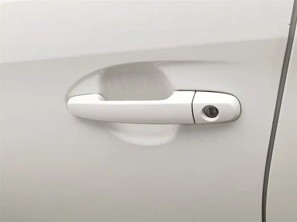 TOYOTA YARIS L ZHIXUAN