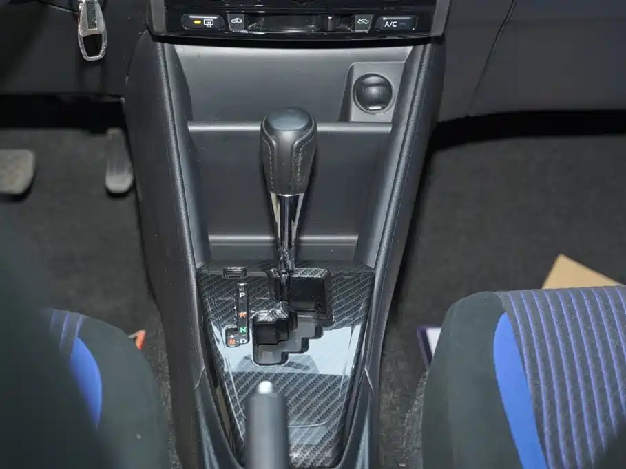 TOYOTA YARIS L ZHIXUAN