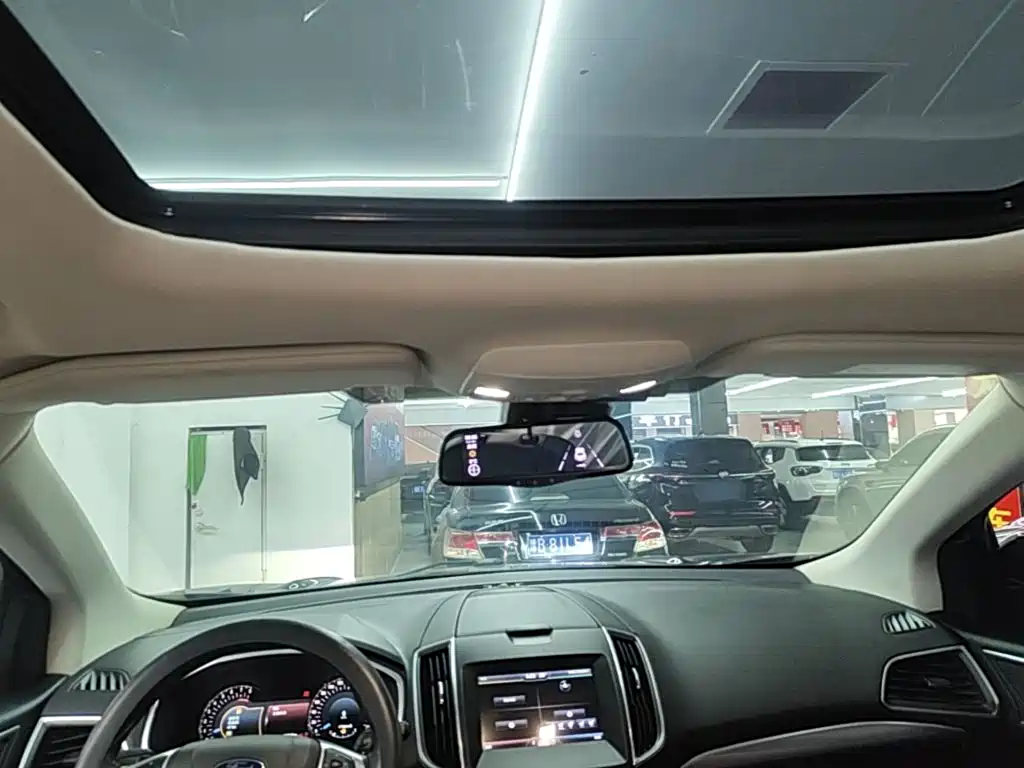 Ford Edge — миниатюра 18