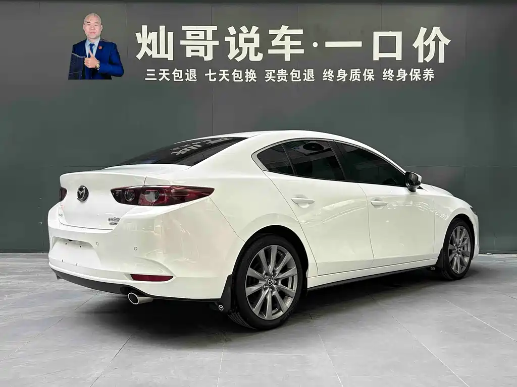 Mazda 3 Axela — миниатюра 21