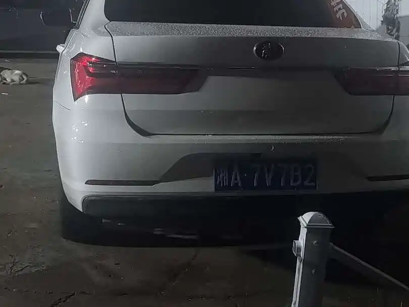 BYD Qin — миниатюра 8