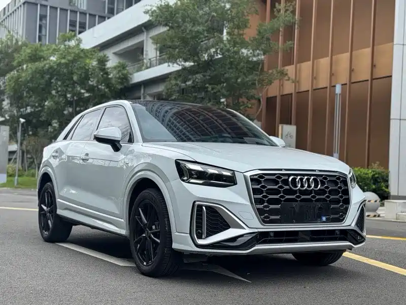 Audi Q2L 2023 35TFSI