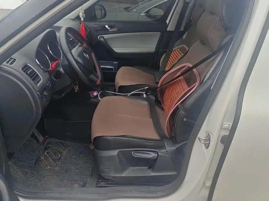 Skoda Yeti — миниатюра 9
