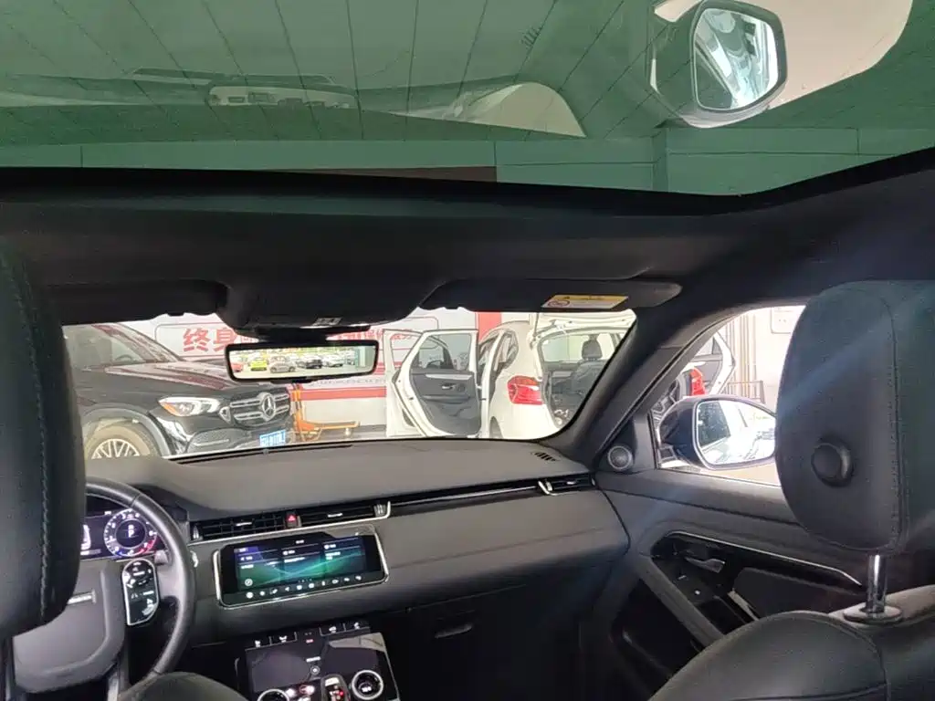 Land Rover Evoque — миниатюра 18