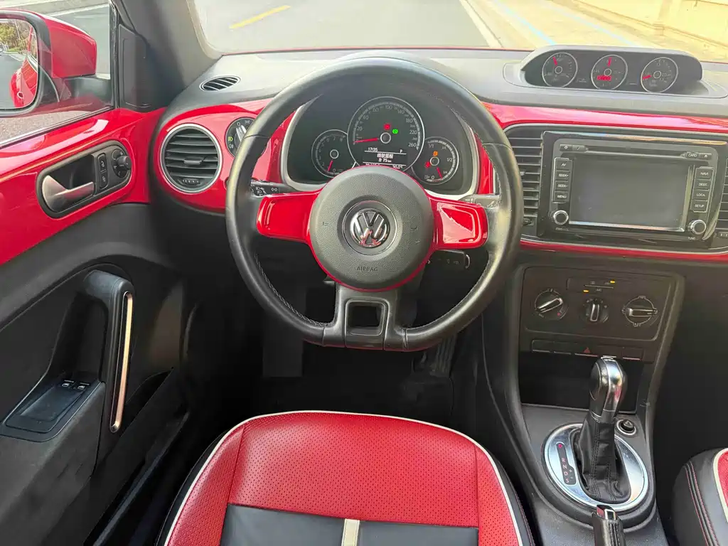 Volkswagen Beetle — миниатюра 9