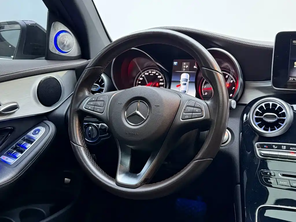Mercedes-Benz GLC Coupe — миниатюра 10