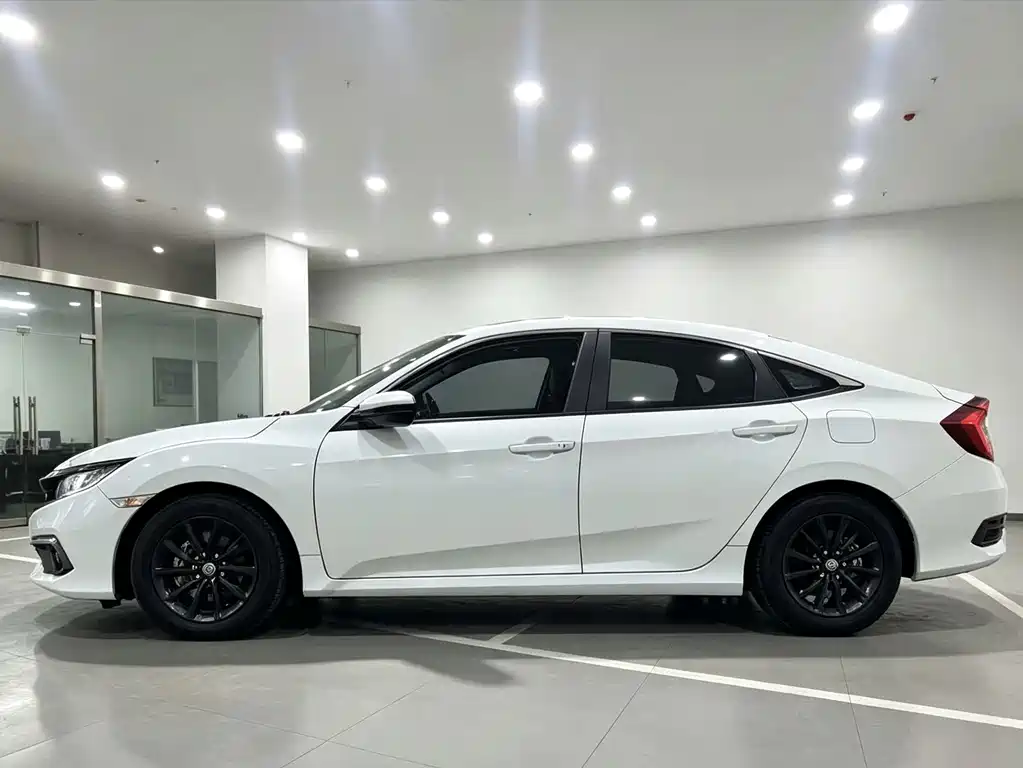 Honda Civic — миниатюра 3