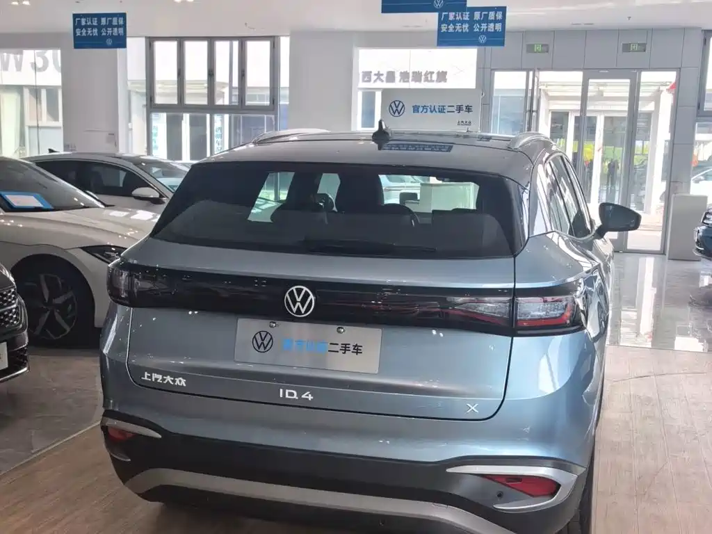 Volkswagen ID.4 X — миниатюра 4