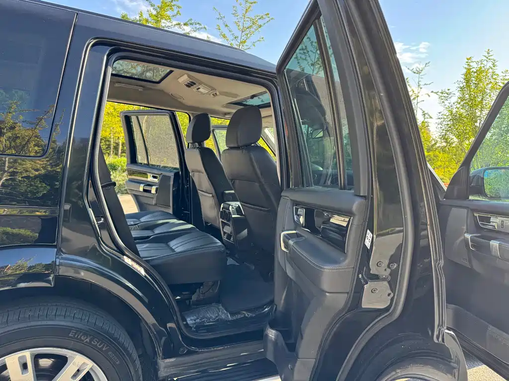 Land Rover Discovery — миниатюра 21