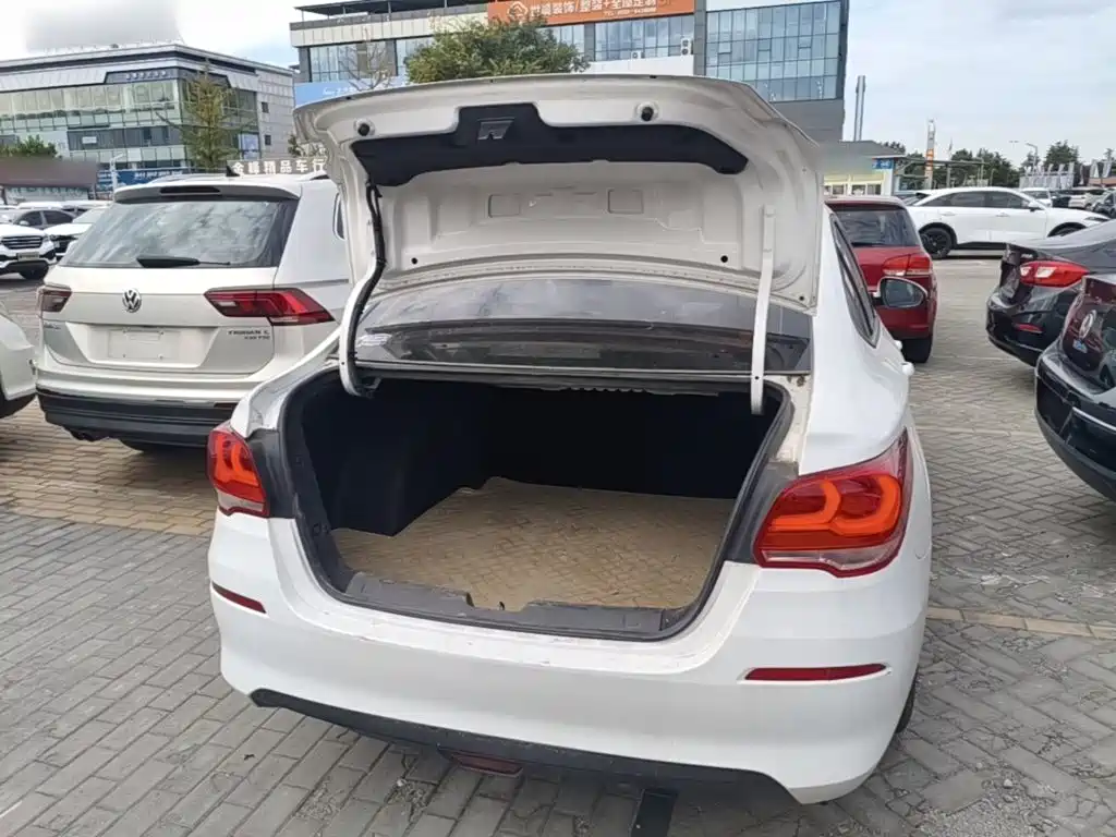 Chevrolet Cavalier — миниатюра 19